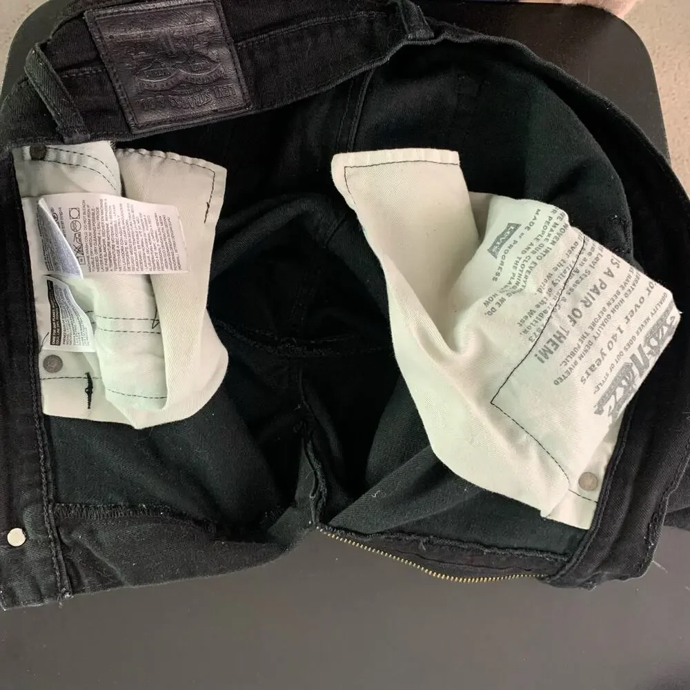 Levi’s 510 Black straight jeans W34 L34
